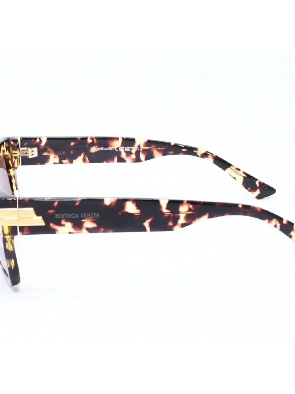 Bottega Veneta Side Logo Sunglasses Eyewear 18 145 Gold